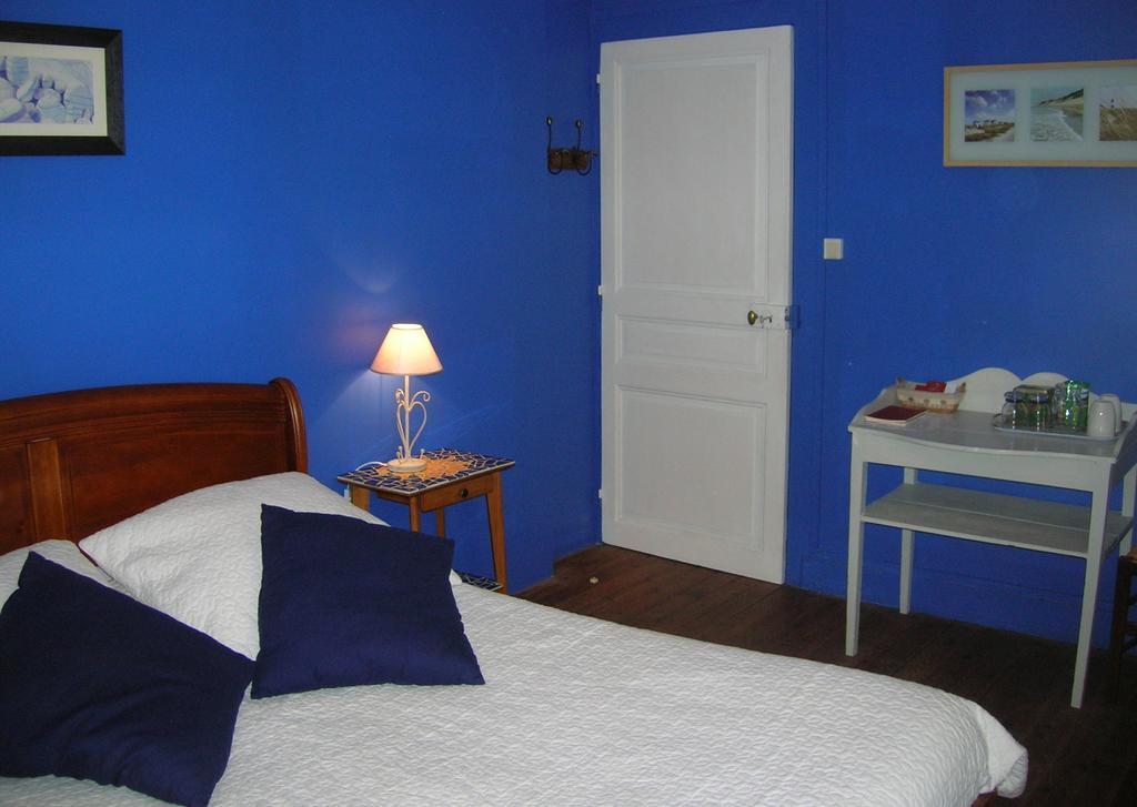Le Petit Jardin Yoyo Hotel Monts ภายนอก รูปภาพ