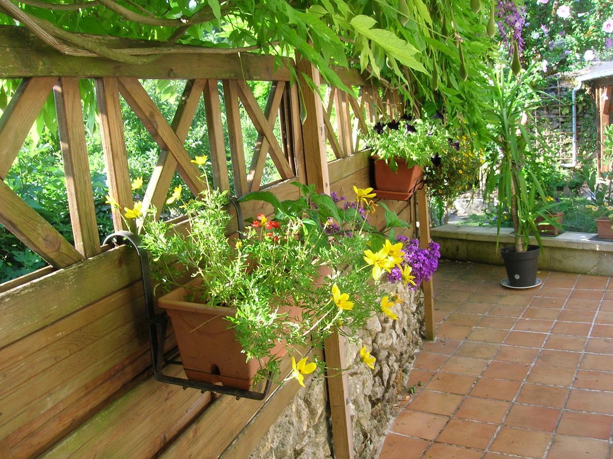 Le Petit Jardin Yoyo Hotel Monts ภายนอก รูปภาพ