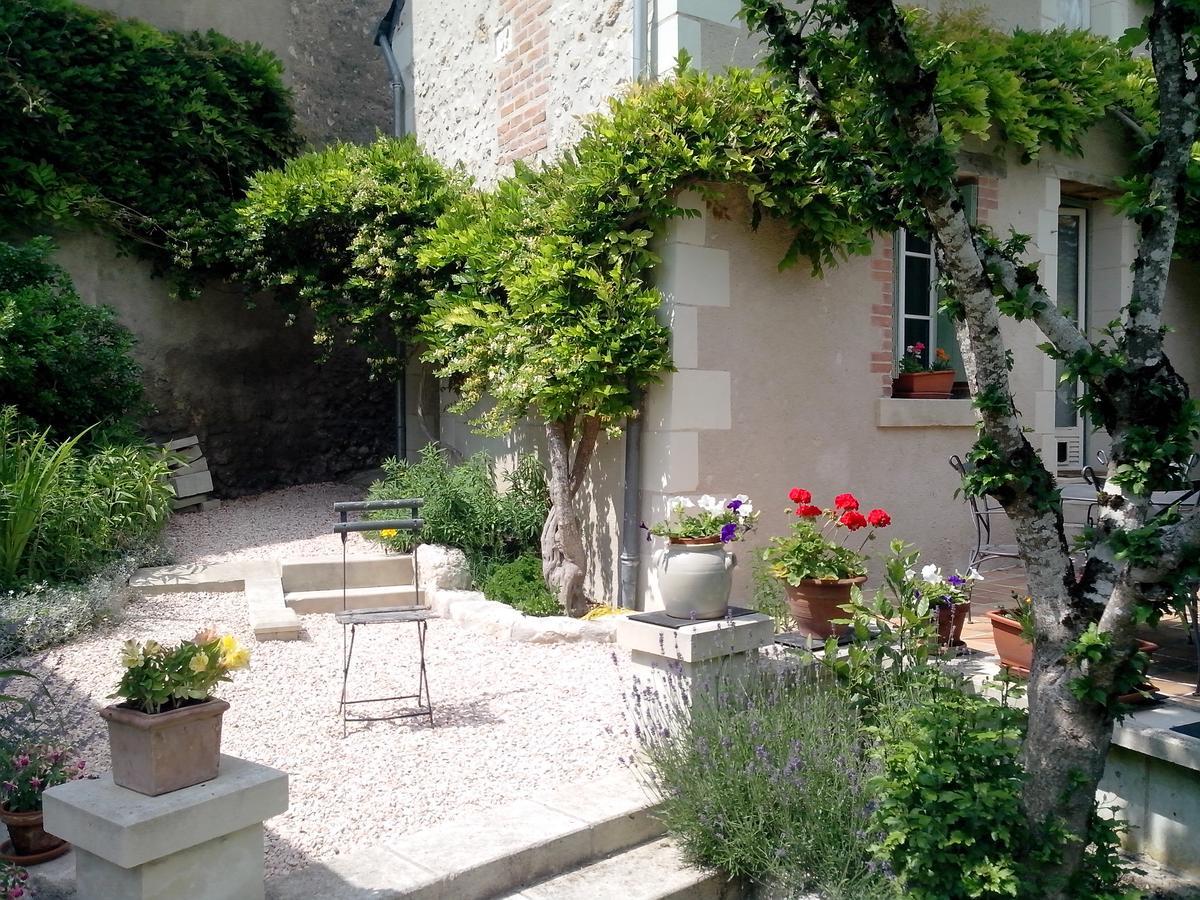 Le Petit Jardin Yoyo Hotel Monts ภายนอก รูปภาพ
