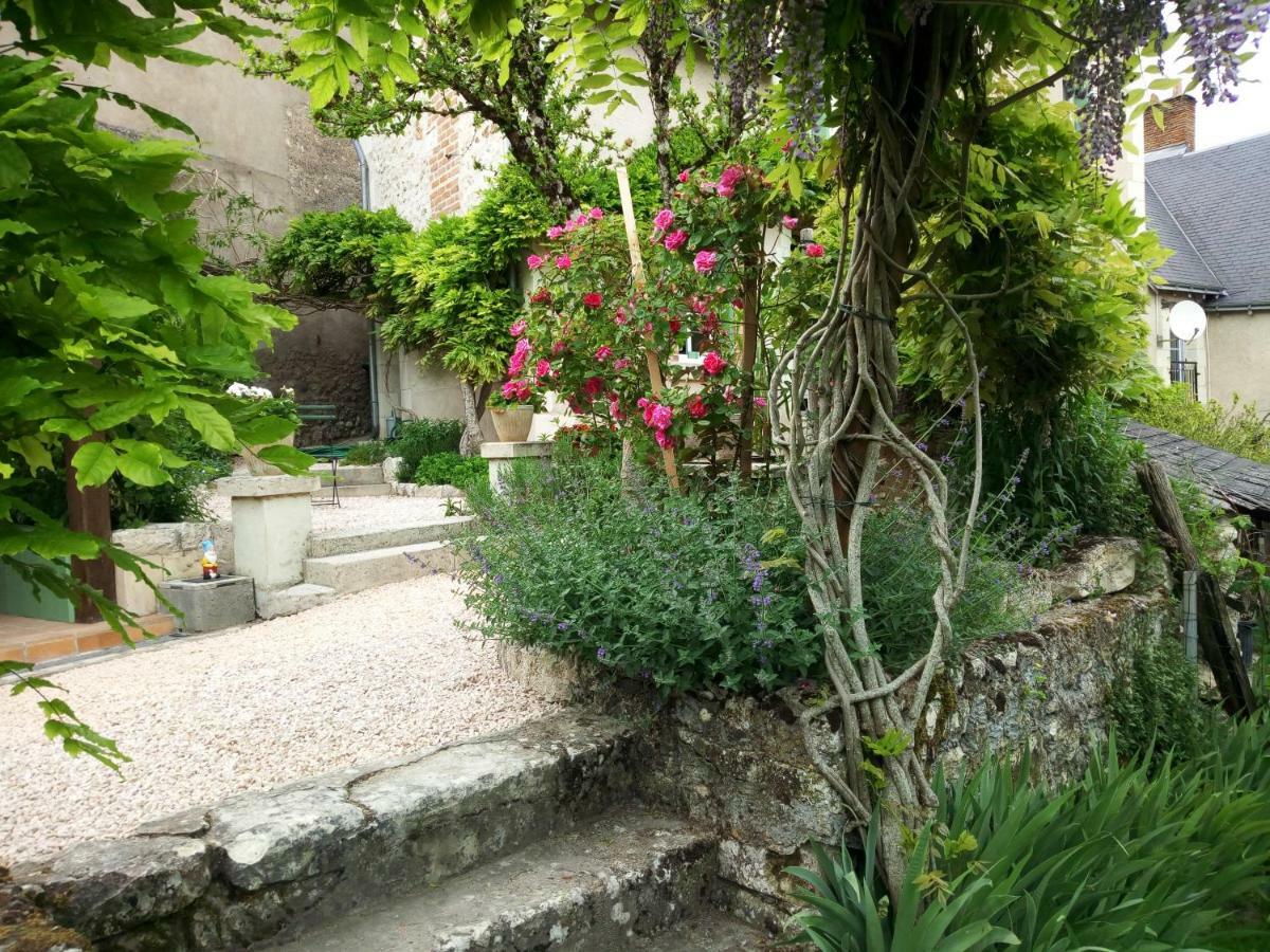 Le Petit Jardin Yoyo Hotel Monts ภายนอก รูปภาพ